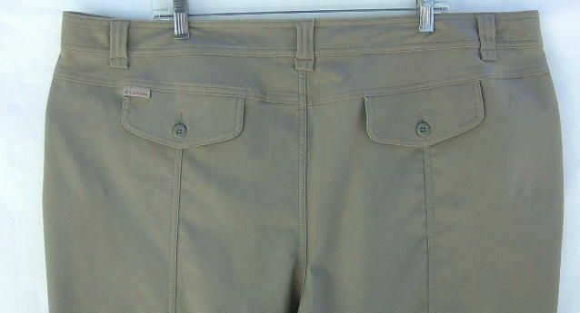 Columbia Plus Womens Garden Delight Capris Crop Pants 24W Sage Creen 