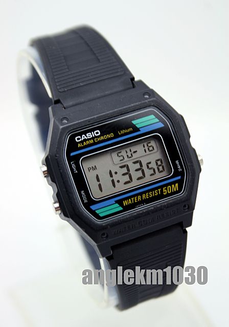 Rare Vintage Casio W 19 Digital Watch Canada LCD JAPAN  