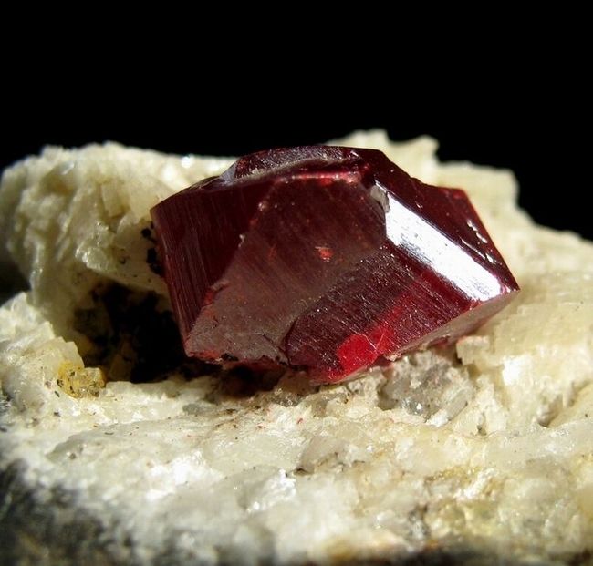 Large Red Cinnabar Crystal on Dolomite cbgz2ie0118  