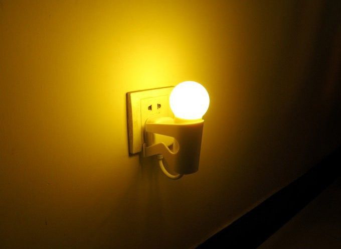 Baby Nursery Sensor LED Lamp Night Light Yellow  