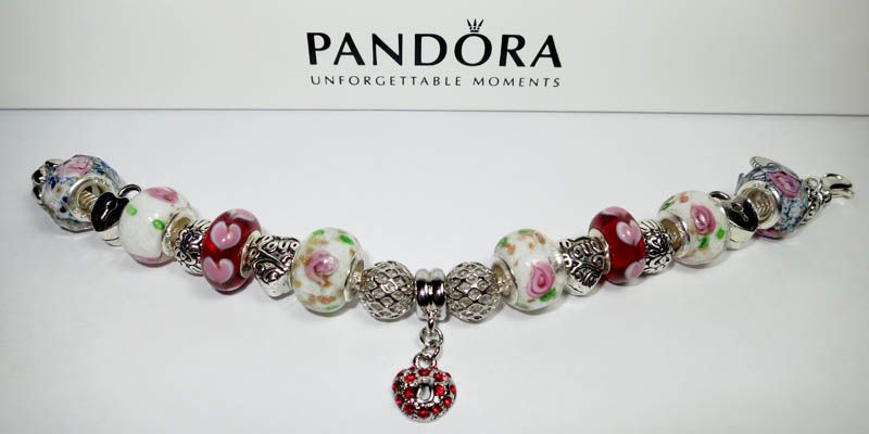   Pandora Bracelet Everlasting Love Lobster Clasp w/receipt  