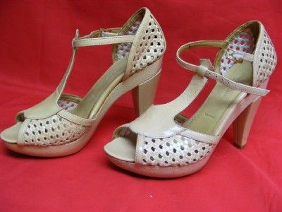 NIB STEPHANE KELIAN Isobel Open Toe Leather Heels 6  