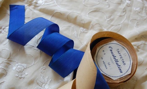 VINTAGE FRENCH ROYAL BLUE TAFFETA RIBBON TRIM  