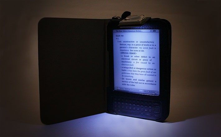 Inno In Accessory Illumicase2 Black for Kindle 3 3G Keyboard with 