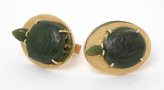 LARGE VINTAGE 14k GOLD CARVED JADE TURTLE CUFFLINKS  