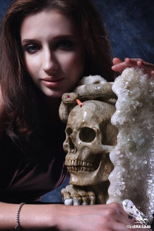    12.2 Druse/Cluster Quartz Rock Crystal Skull and Snakes Ruby Eye