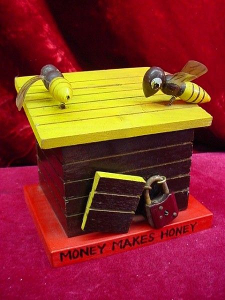 1950s WOODEN HONEY BEE STILL BANK Money Makes Honey  