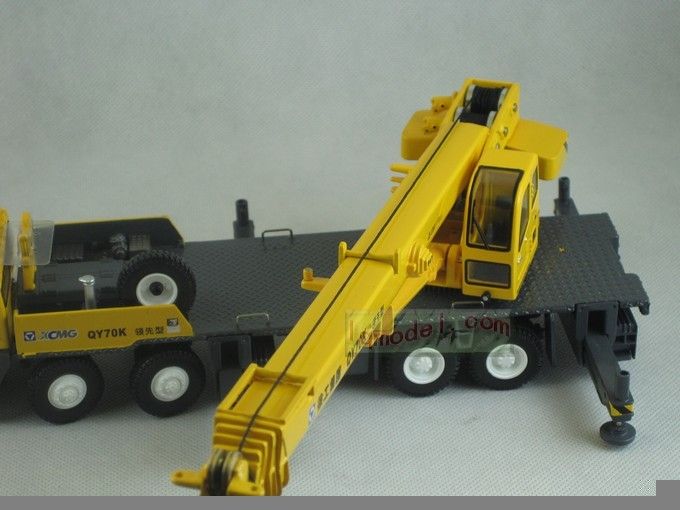 50 China XCMG QY70K FULL HYDRAULIC TRUCK CRANE  