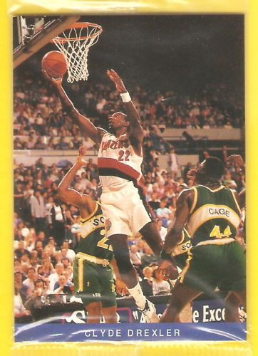 1992 93 Franz SkyBox #9 CLYDE DREXLER Trail Blazers  