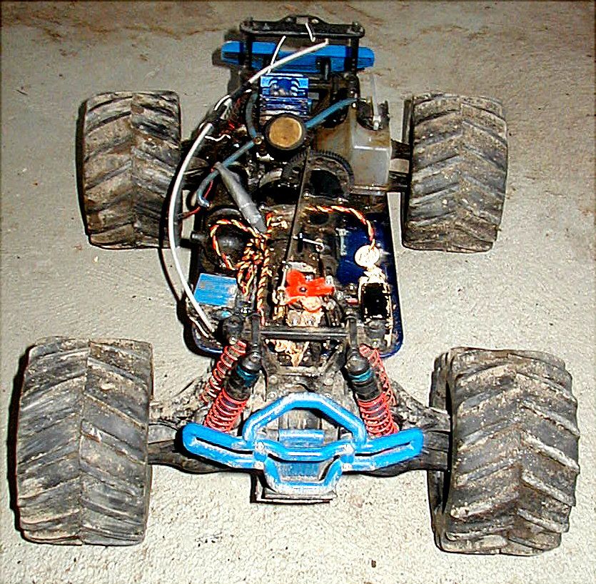 TRAXXAS TRX GAS/NITRO RC MONSTER TRUCK/BUGGY~W/RADIO~NR  