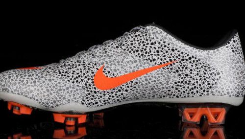 Nike MERCURIAL VAPOR SUPERFLY II SAFARI FG Soccer Boots  