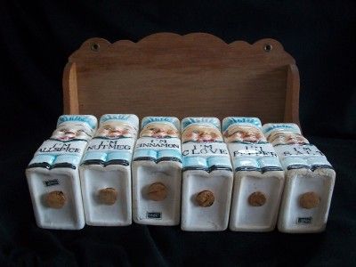 VTG PIXIEWARE CHEF SPICE RACK JAR SALT PEPPER SHAKER  