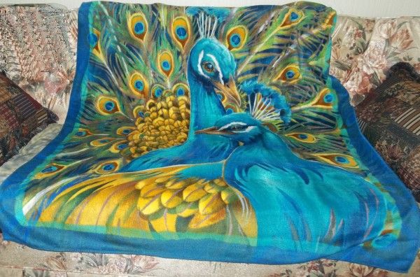 Peacock Design 100% Polyester Fleece Throw/Blanket, NEW  