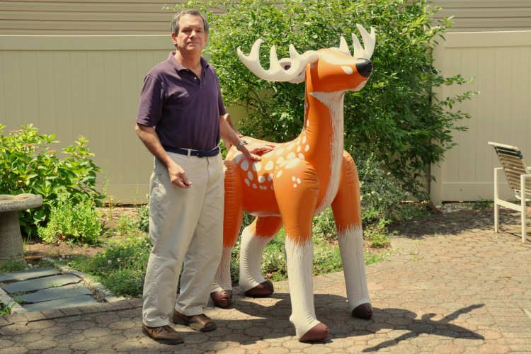 INFLATABLE REINDEER 5 FOOT TALL BLOWUP DEER TOY ANIMAL CHRISTMAS 