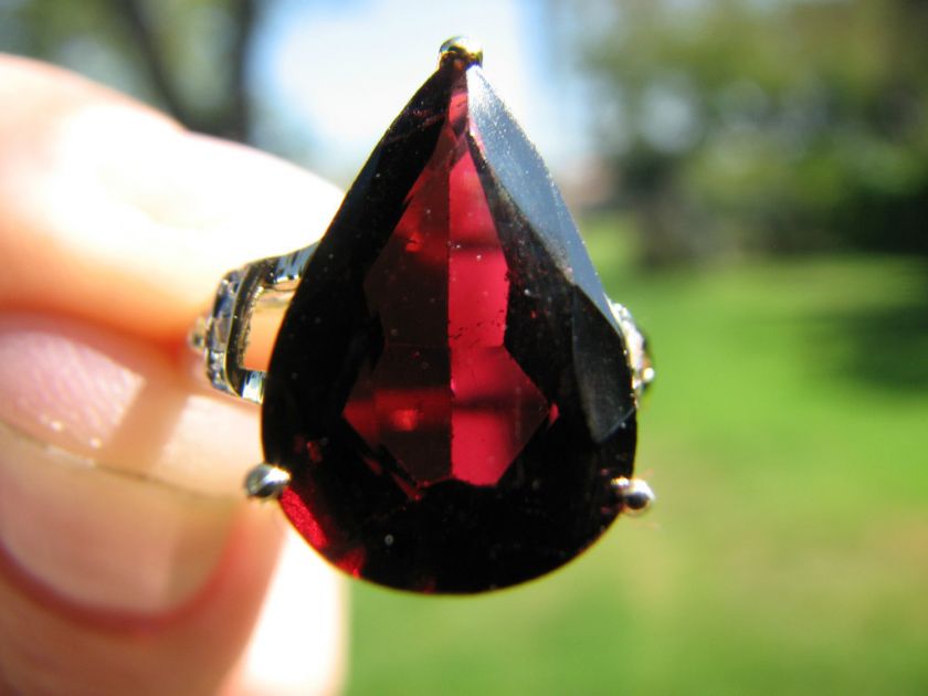 Garnet Pear Cut & Diamond Ring 10KT Solid Yellow Gold  