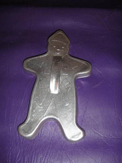 Vintage Gingerbread Cowboy w/ Pistols Cookie Cutter  