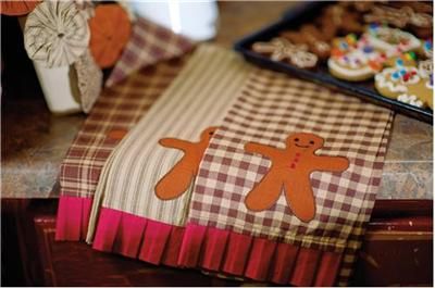 Set of 3 Gingerbread Tea Towels Primitive NIP Holiday  