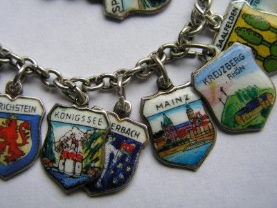   ENAMEL SOUVENIR TRAVEL SHIELD CHARM BRACELET w/ 20 CHARMS  