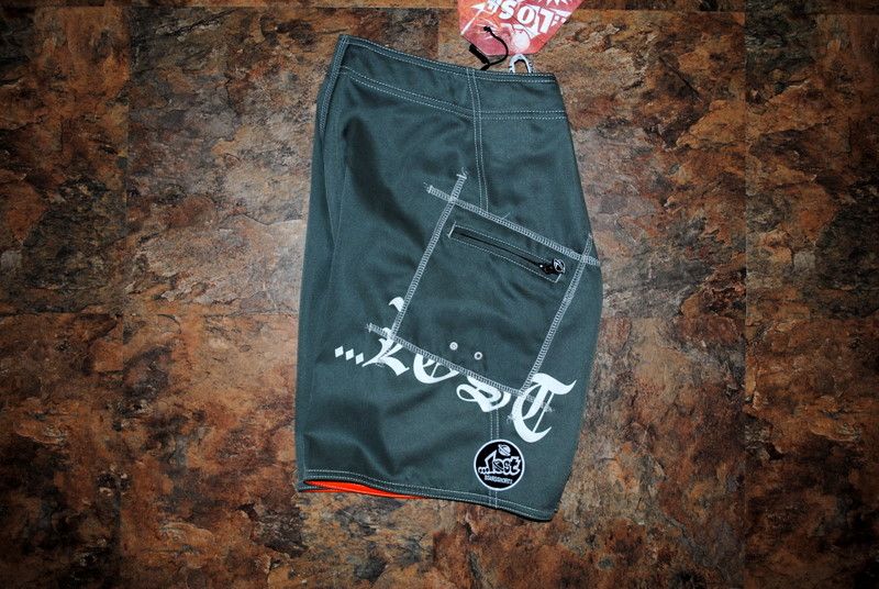 LOST SURF SHORTS BOYS GREEN BOARDSHORTS SIZE 24 NWT  